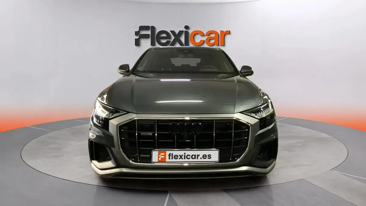Usado Audi Q8 Premium 286 CV (210 kW) 2019 Gris SUV