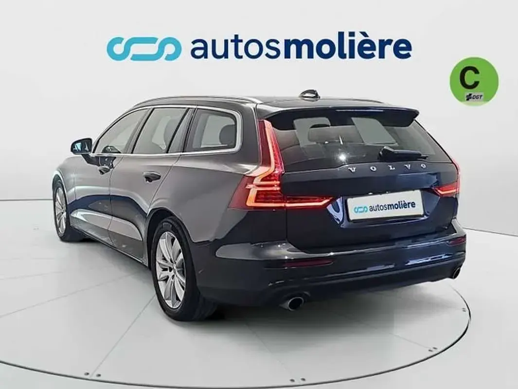 Usado Volvo V60 Momentum 190 CV (139 kW) 2018 Gris Familiar