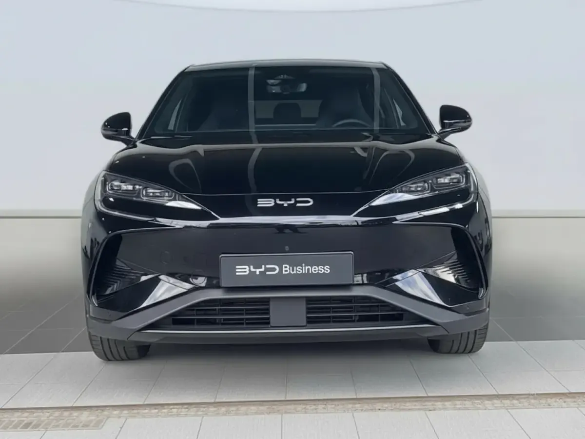 Nuevo BYD Sealion 7 389 kW (530 CV) 2025 Negro SUV