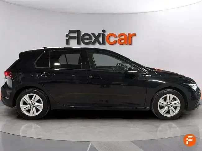 Usado VW Golf VII Advance 150 CV (110 kW) 2020 Negro Berlina
