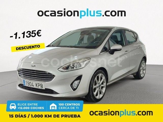Gris / plata Usado 2018 Ford Fiesta Titanium Utilitario | 11.680 € (Precio justo) - Imagen 1/4