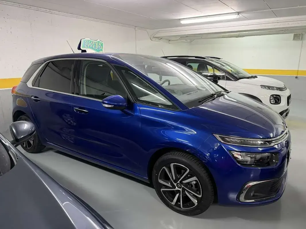 Usado Citroën C4 Picasso Shine 120 CV (88 kW) 2018 Azul Monovolumen