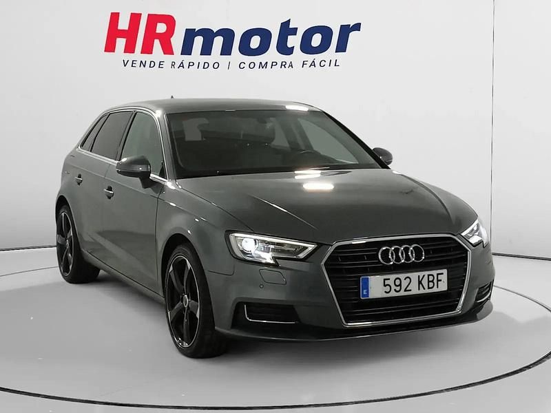 Gris Usado 2017 Audi A3 Design Utilitario | 16.590 € (Precio justo) - Imagen 1/4