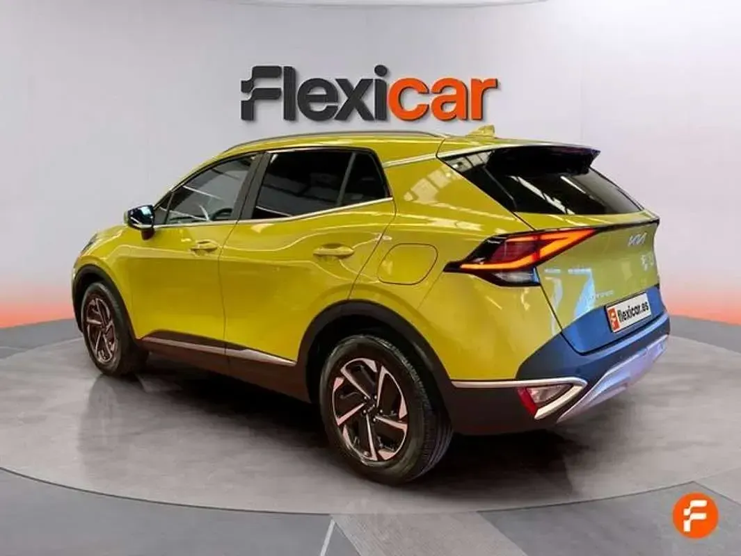 Usado Kia Sportage GT-Line 179 CV (131 kW) 2022 Amarillo SUV