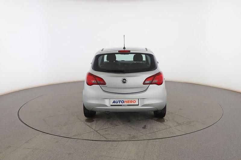 Usado Opel Corsa Selective 90 CV (66 kW) 2018 Gris Berlina
