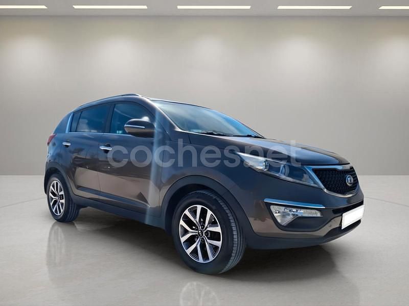 Usado Kia Sportage Plus 115 CV (84 kW) 2014 Marrón SUV