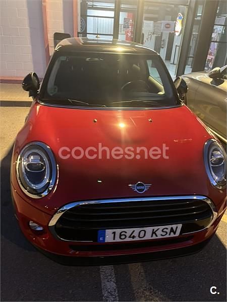 Usado Mini Cooper 136 CV (100 kW) 2018 Rojo Utilitario