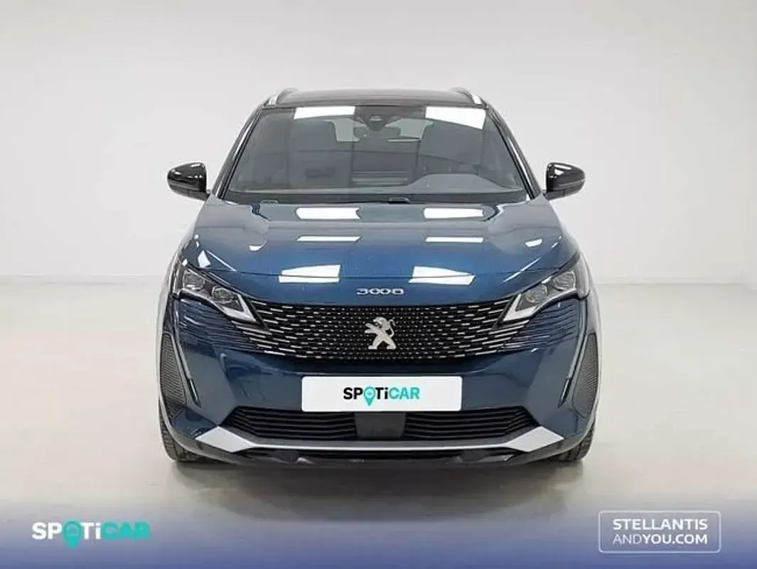 Usado Peugeot 3008 GT 131 CV (96 kW) 2023 Azul SUV