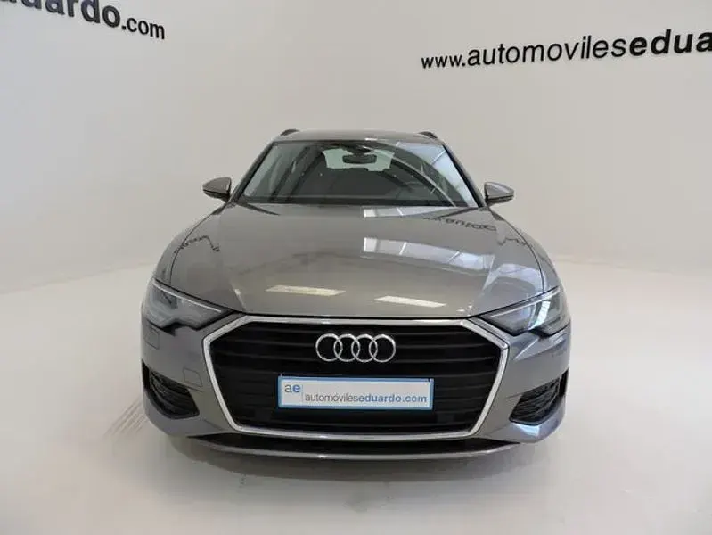 Usado Audi A6 204 CV (150 kW) 2020 Gris / plata Familiar