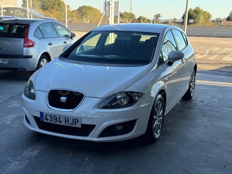 Usado Seat Leon Copa 90 CV (66 kW) 2012 Blanco Berlina