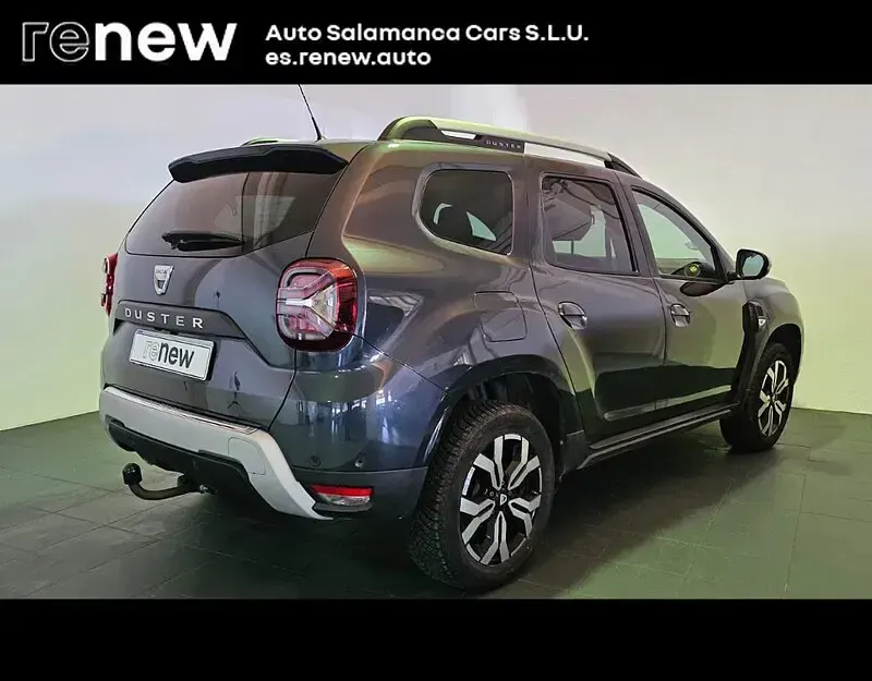 Usado Dacia Duster Prestige 115 CV (84 kW) 2021 Gris SUV