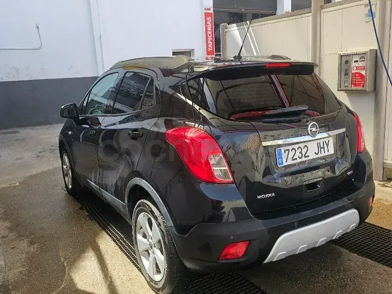 Usado Opel Mokka Excellence 136 CV (100 kW) 2016 Negro SUV