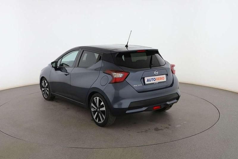 Usado Nissan Micra Acenta 118 CV (86 kW) 2020 Gris Utilitario