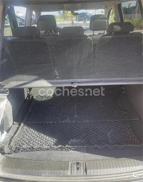 Usado VW Touran Edition 115 CV (84 kW) 2018 Negro Monovolumen