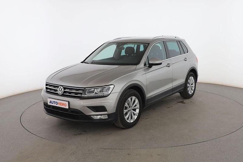 Gris Usado 2016 VW Tiguan Advance SUV | 19.299 € (Precio justo) - Imagen 1/3