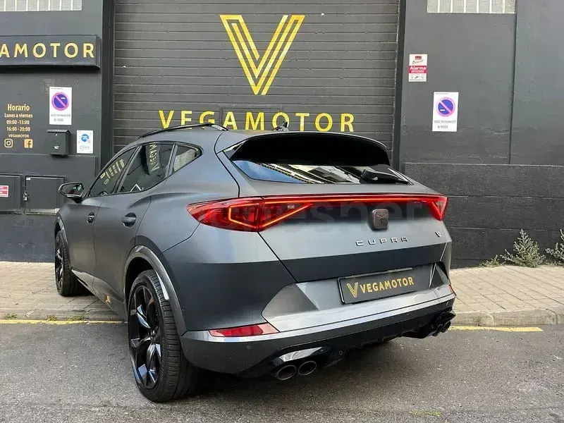 Usado Cupra Formentor VZ 310 CV (228 kW) 2023 Gris / plata SUV