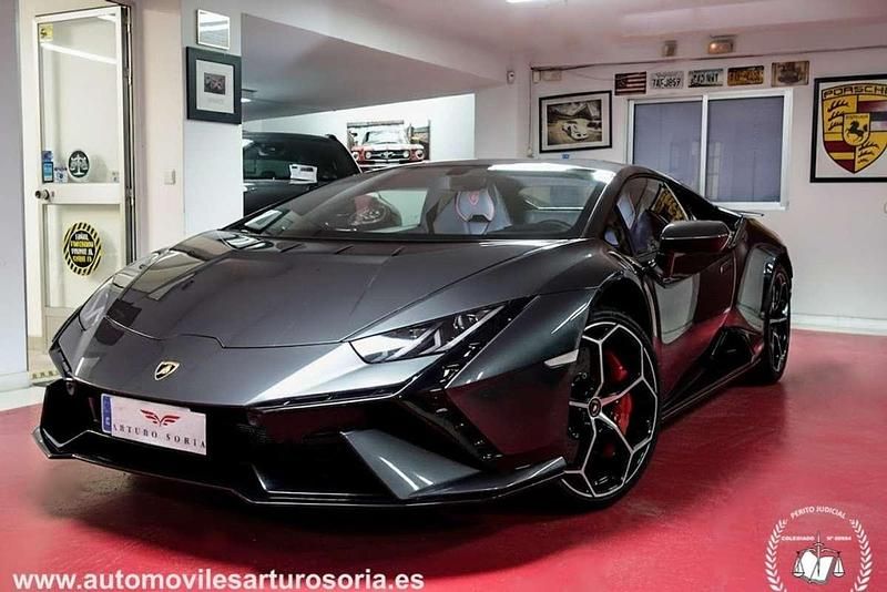 Usado Lamborghini Huracán 640 CV (470 kW) 2023 Gris / plata Coupe