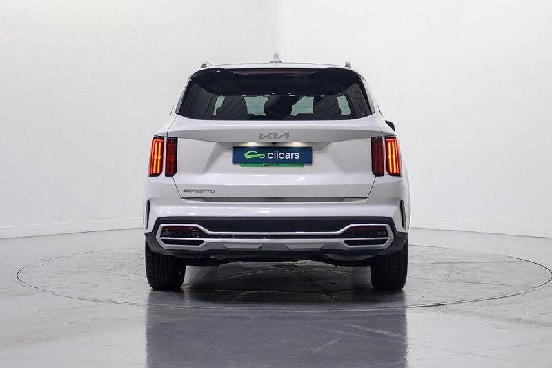 Usado Kia Sorento 194 CV (142 kW) 2023 Blanco SUV
