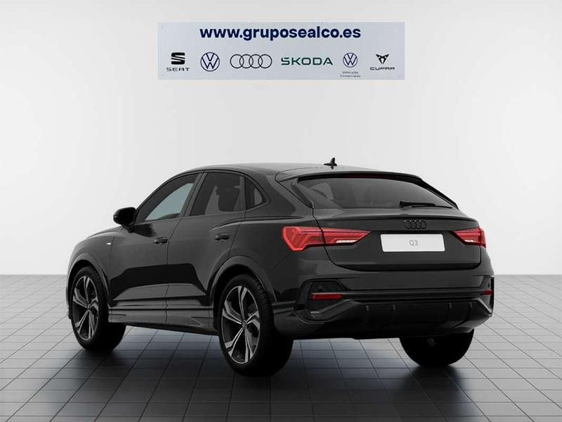 Usado Audi Q3 Sportback S-Line 150 CV (110 kW) 2025 Negro SUV