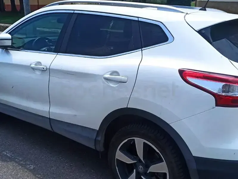 Usado Nissan Qashqai Acenta 110 CV (80 kW) 2014 Blanco SUV