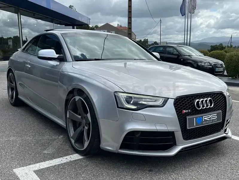 Usado Audi RS5 Advanced 450 CV (330 kW) 2012 Gris Coupe