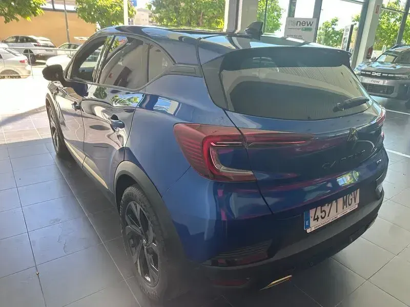 Usado Renault Captur Engineered 145 CV (106 kW) 2023 Azul SUV