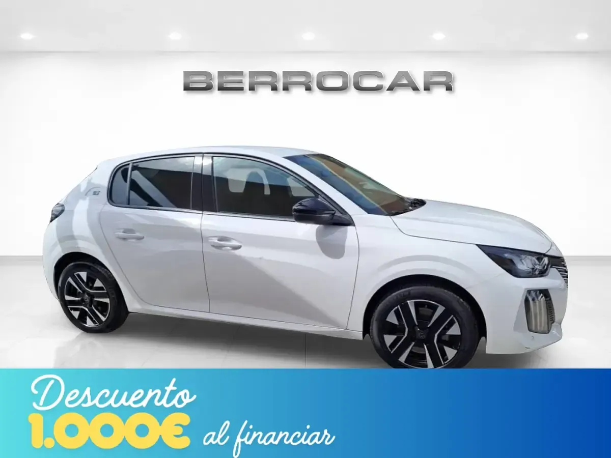 Usado Peugeot e-208 Style 100 kW (136 CV) 2024 Blanco Utilitario