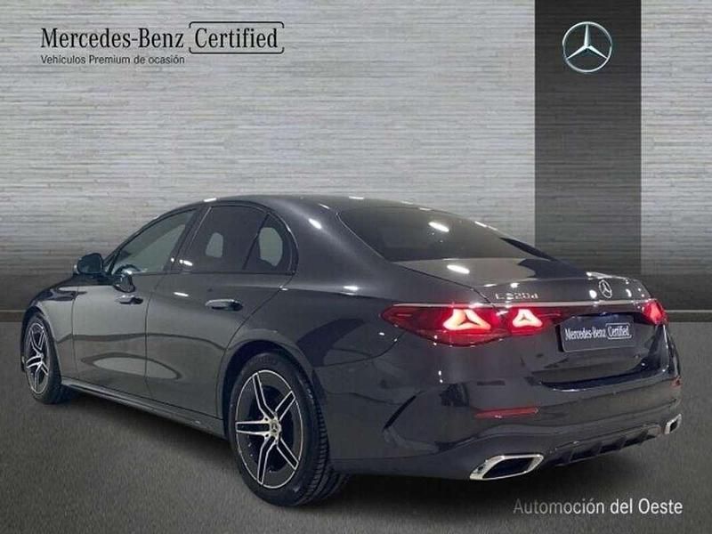 Usado Mercedes E220 199 CV (146 kW) 2025 Gris Berlina