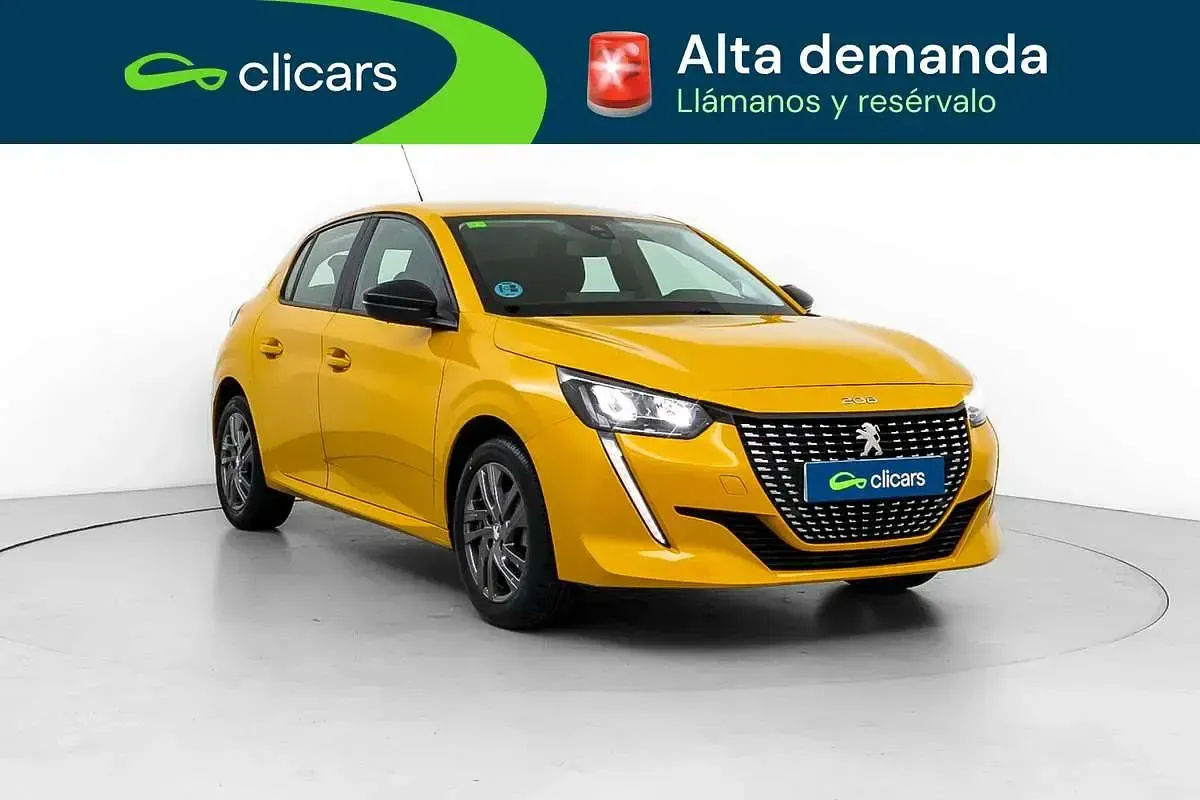 Usado Peugeot 208 Active 75 CV (55 kW) 2022 Amarillo Utilitario