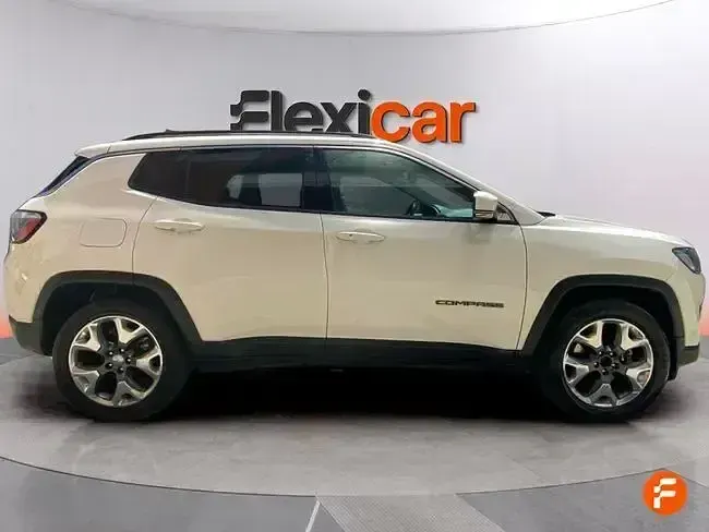 Usado Jeep Compass Limited 140 CV (102 kW) 2020 Blanco SUV