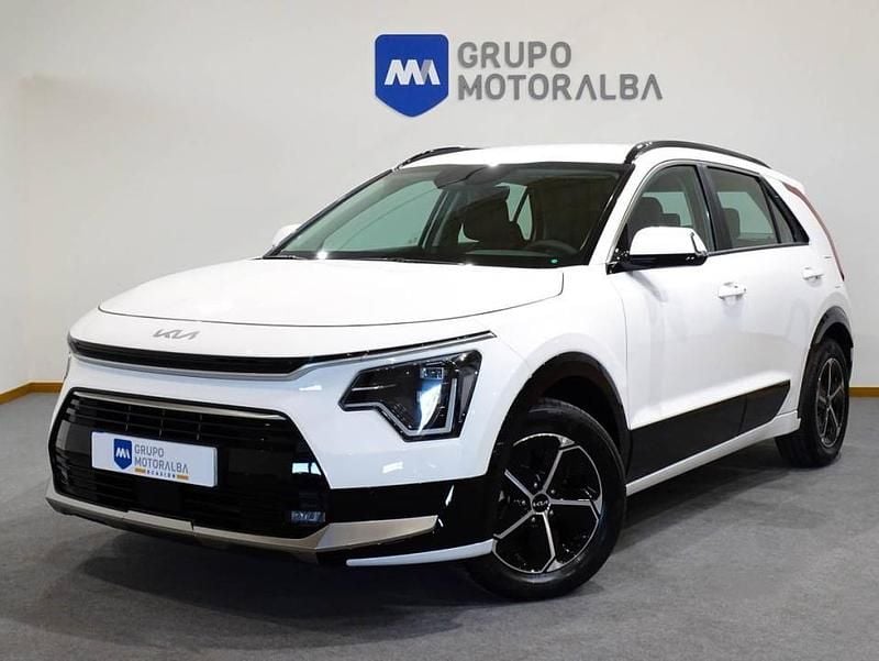 Usado Kia Niro 141 CV (103 kW) 2024 Blanco SUV
