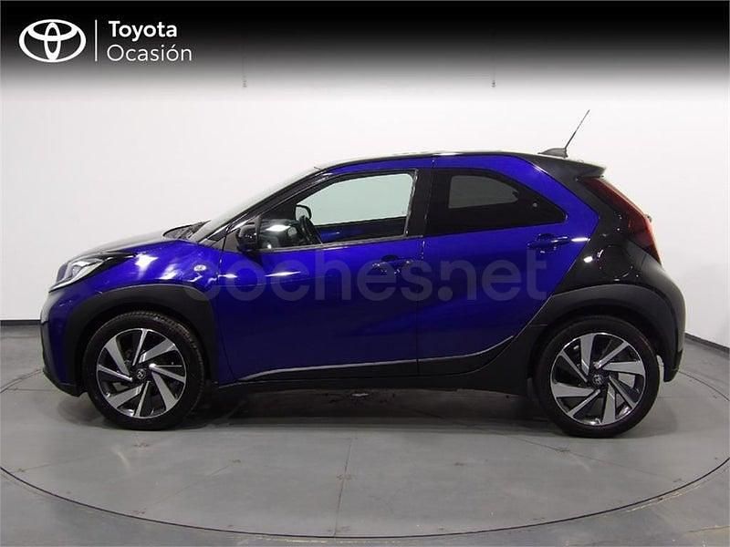 Usado Toyota Aygo X 72 CV (52 kW) 2022 Azul SUV