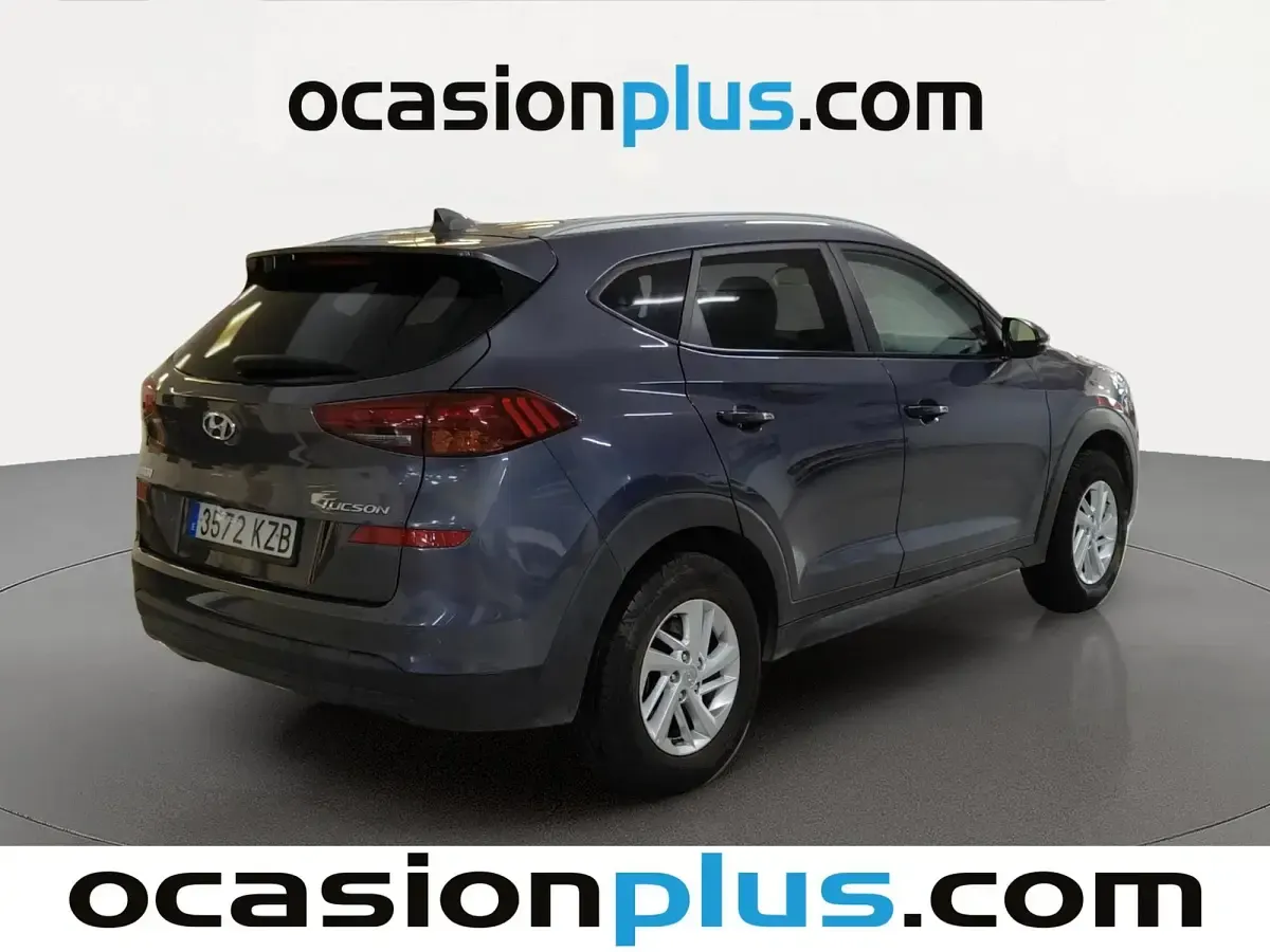 Usado Hyundai Tucson 132 CV (97 kW) 2019 Gris SUV