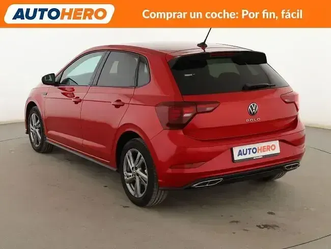 Usado VW Polo R-line 110 CV (80 kW) 2023 Rojo Utilitario