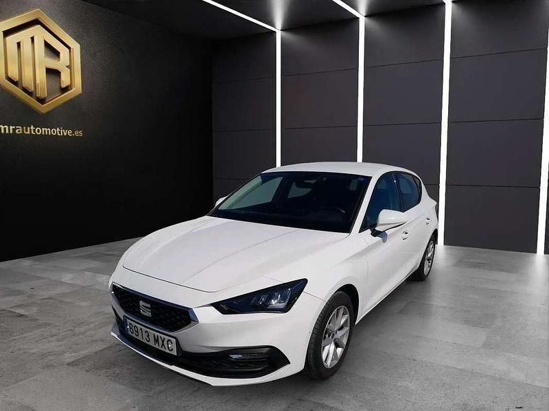 Usado Seat Leon Style 116 CV (85 kW) 2024 Blanco Berlina