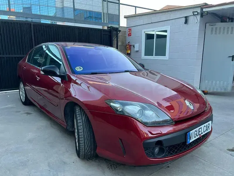 Occasion Renault Laguna III Privilege 150 PK (110 kW) 2010 Rood Stationwagen