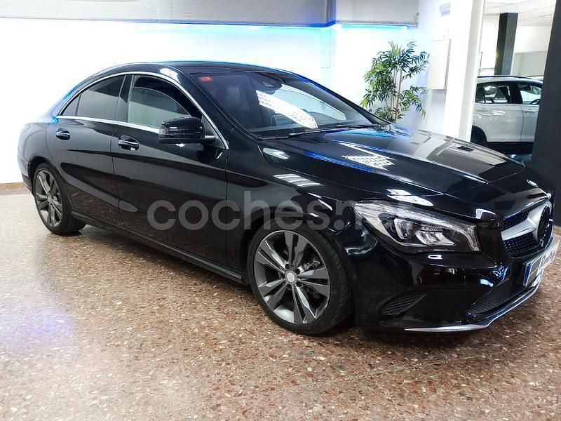 Negro Usado 2016 Mercedes CLA220 Berlina | 17.290 € (Precio justo) - Imagen 1/4