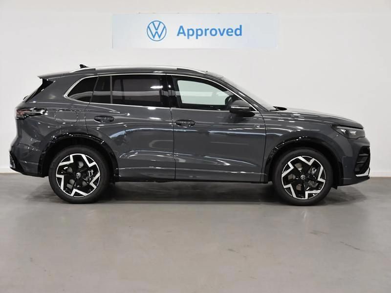Usado VW Tiguan R-line 272 CV (200 kW) 2025 Gris/plata SUV