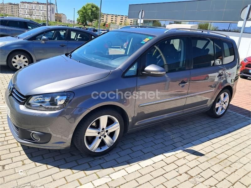 Gris / plata Usado 2010 VW Touran Sport Monovolumen | 8250 € (Precio justo) - Imagen 1/4