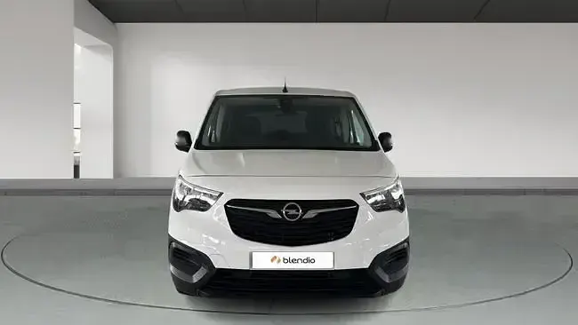 Usado Opel Combo Elegance 102 CV (75 kW) 2021 Blanco Monovolumen