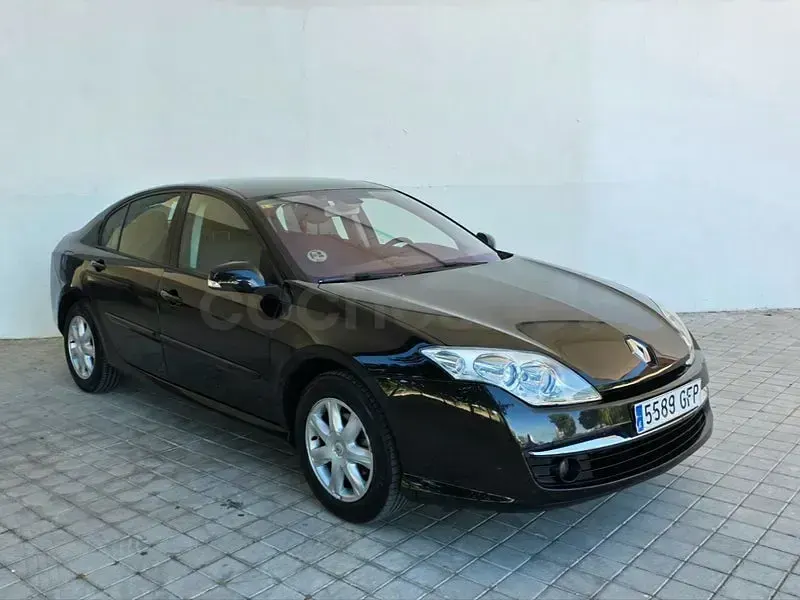 Usado Renault Laguna III Authentique 110 CV (80 kW) 2008 Negro Berlina