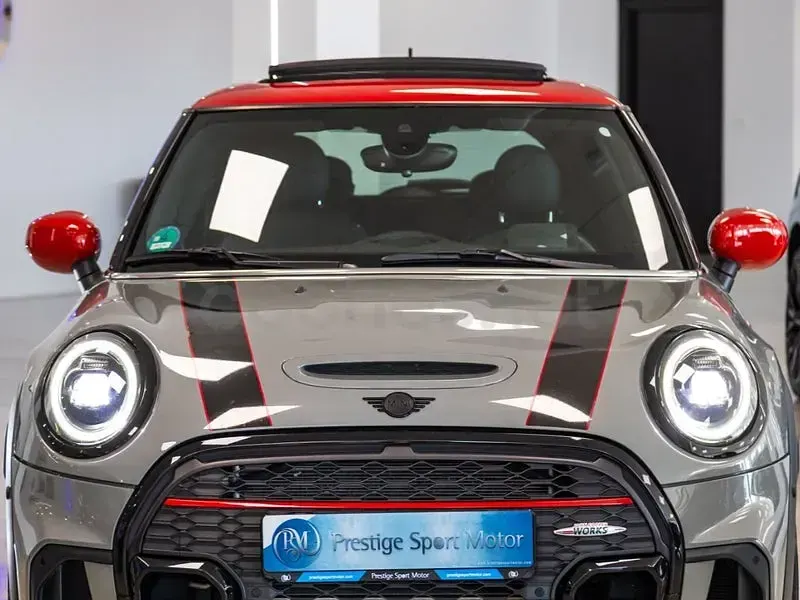 Usado Mini John Cooper Works 231 CV (169 kW) 2022 Gris / plata Utilitario