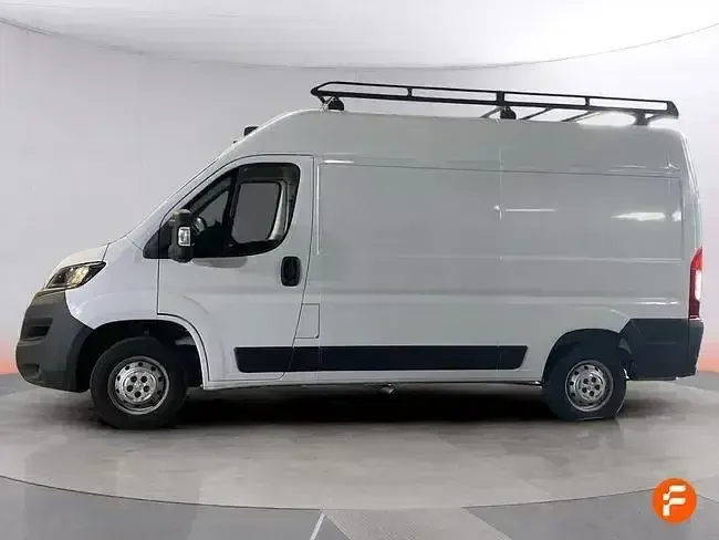 Usado Peugeot Boxer 140 CV (102 kW) 2022 Blanco Van