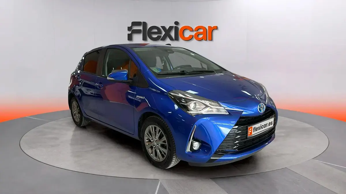 Usado Toyota Yaris Hybrid Active 100 CV (73 kW) 2018 Berlina