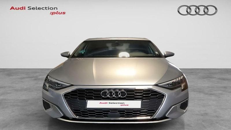 Usado Audi A3 Advanced Plus 116 CV (85 kW) 2022 Gris Berlina