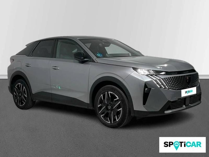 Usado Peugeot 3008 Allure 136 CV (100 kW) 2025 Gris SUV