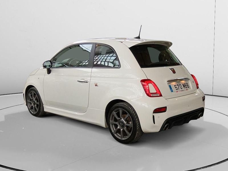 Usado Abarth 595 165 CV (121 kW) 2022 Blanco Utilitario