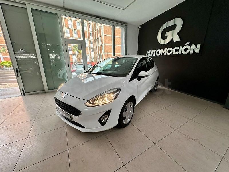 Usado Ford Fiesta Trend 100 CV (73 kW) 2019 Blanco Utilitario