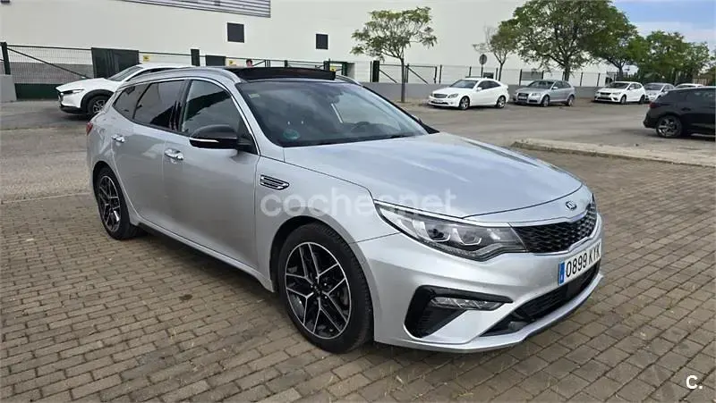 Usado Kia Optima GT-Line 136 HP (100 kW) 2019 Cinzento Carrinha