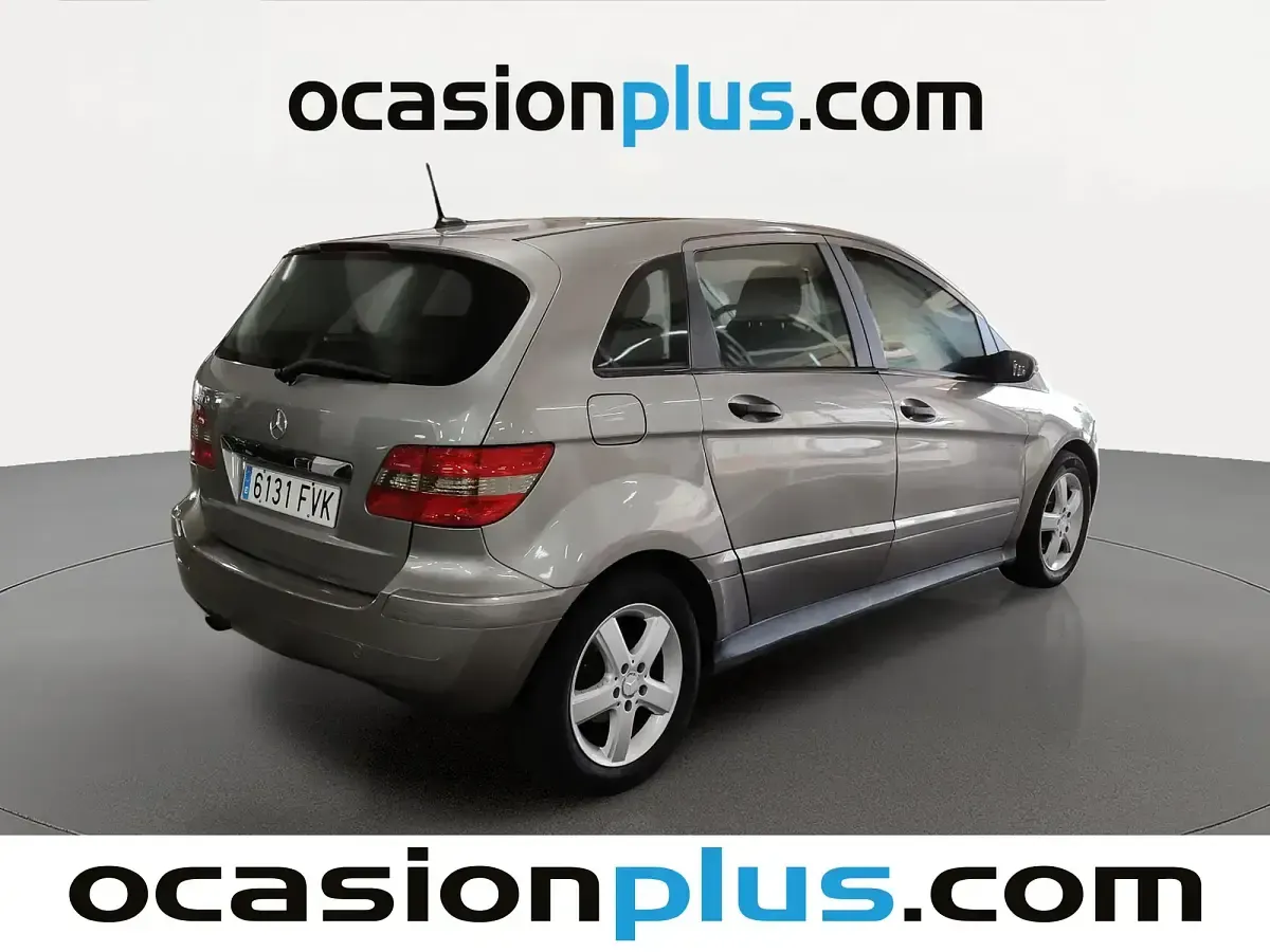 Usado Mercedes B170 116 CV (85 kW) 2007 Gris Monovolumen